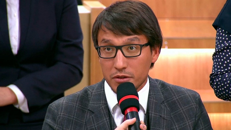 Дмитрий Абзалов политолог